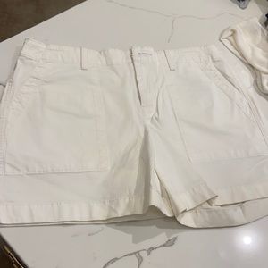 Lilly Pulitzer New White Shorts